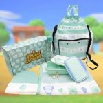 Animal Crossing: New Horizons - Collector's Gift Box Set - Culturefly - Keychain, Throw Blanket, Bento Lunchbox, Water Bottle, Beanie Hat, Drawstring Bag - Image 9