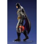 Batman: Last Knight on Earth - Batman Statue - Kotobukiya - ArtFX - Image 5