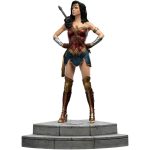 DC Comics [Zack Snyder's Justice League] - Wonder Woman Statue Figure (1:6 Scale, Limited Edition: 1 in 500) - Weta Workshop - Classic Trinity Series - Image 3