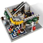 LEGO [Advanced Models] - Grand Emporium Building Set - Modular Buildings Collection Series (10211) - Image 3