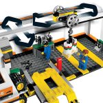 LEGO [City] - Garage Building Set - Town Series (7642) - Image 5