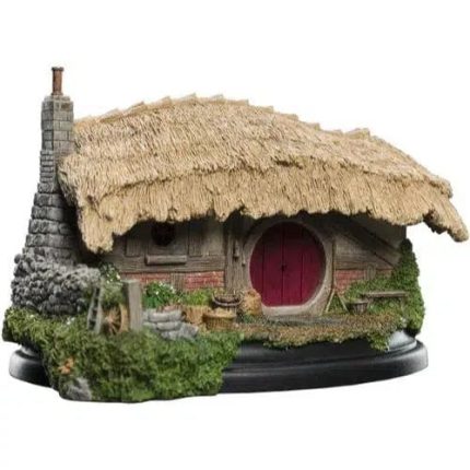 The Lord of the Rings - House of Farmer Maggot Hobbit Hole Statue - Weta Workshop